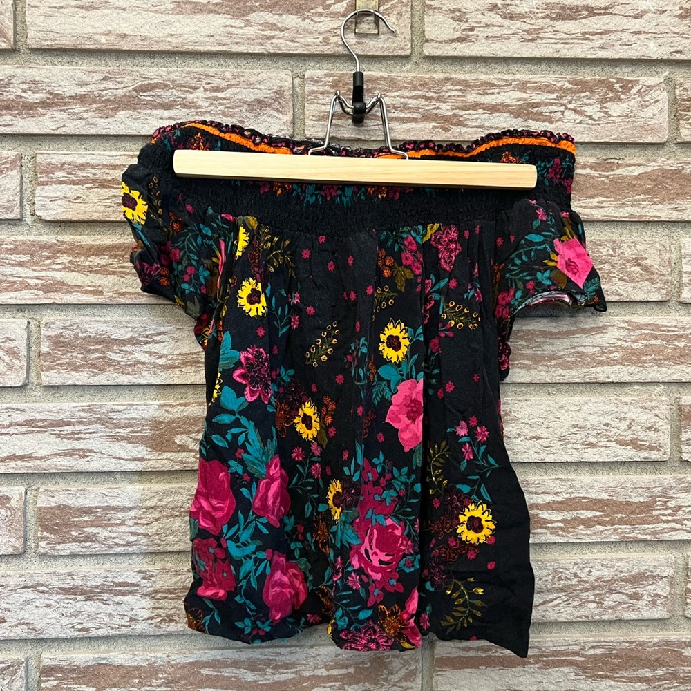 Rue 21 Floral Off the Shoulder Crop Top